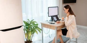 Gadgets para Teletrabajo: Aumenta tu Productividad un 20% - Cover Image