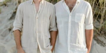Camisas de Lino y Pantalones Chinos: Looks Elegantes para Hombre en 2025 - Cover Image