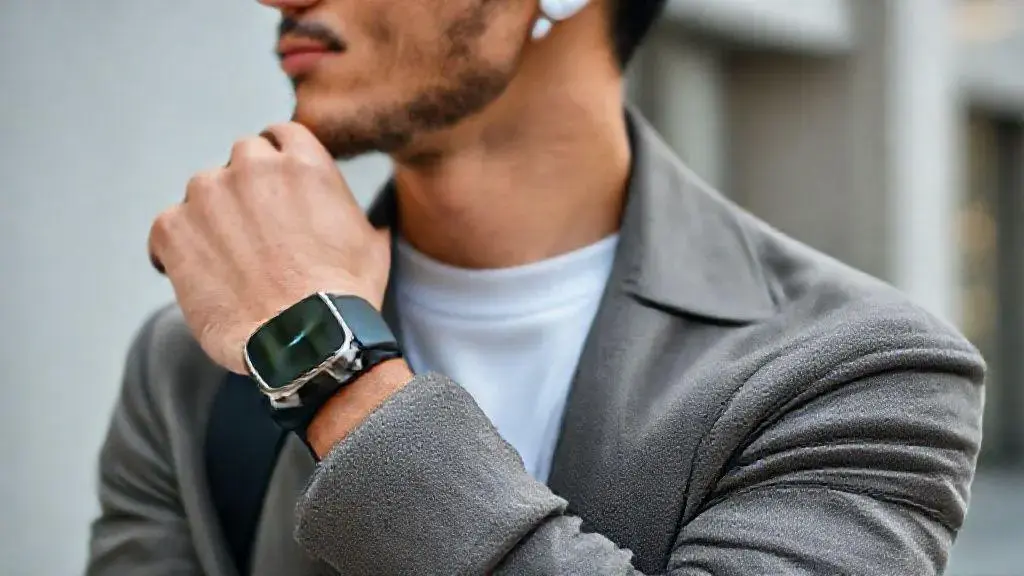 Consejos para combinar tecnología en tu look